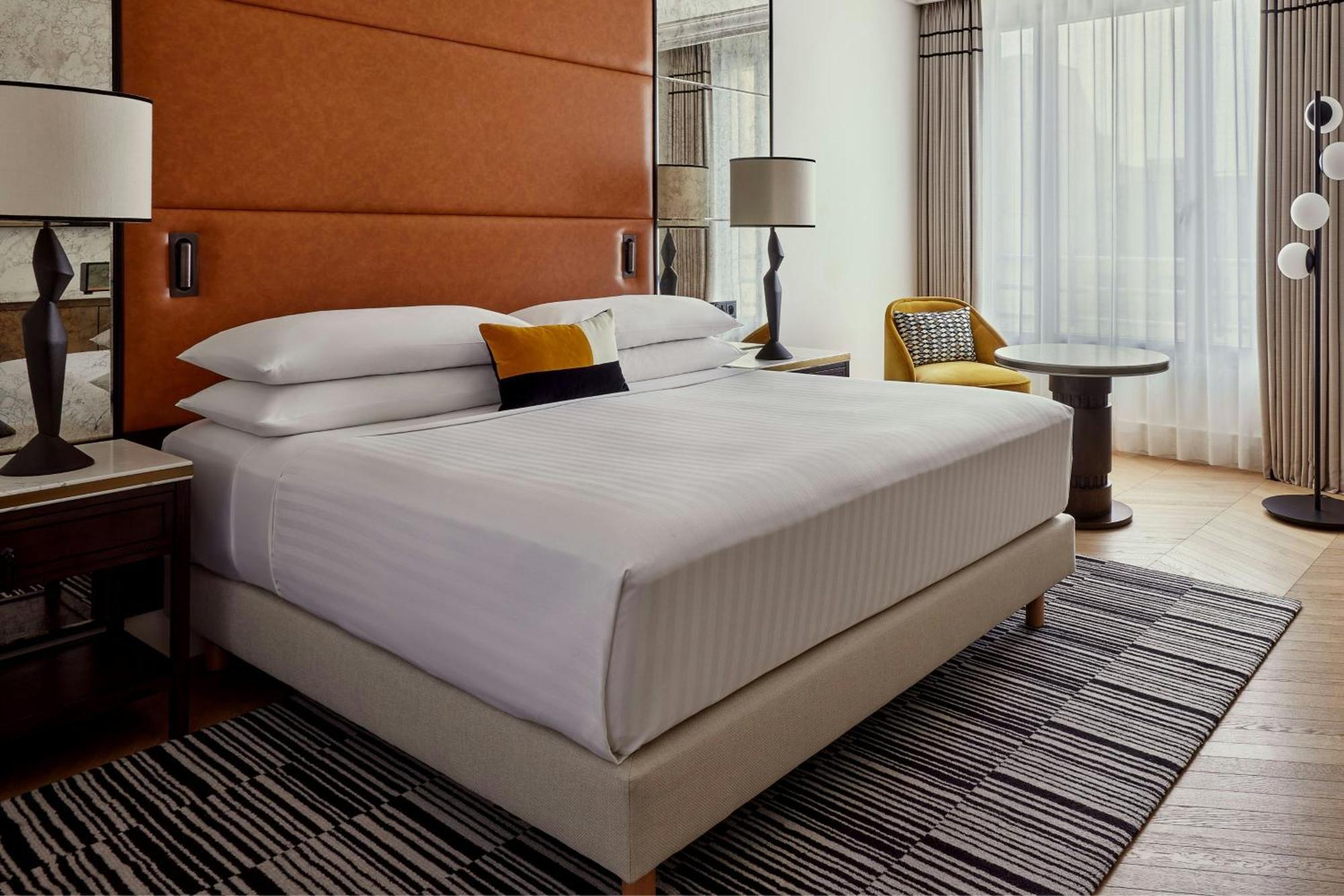 Deluxe Queen Room,1643143946:JPEG